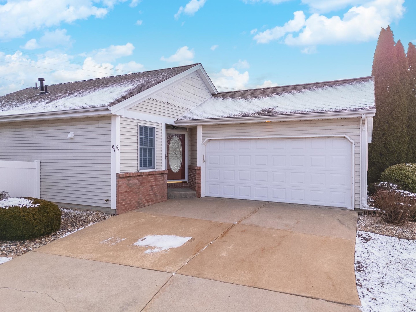 67 Astoria Way, Bloomington, IL