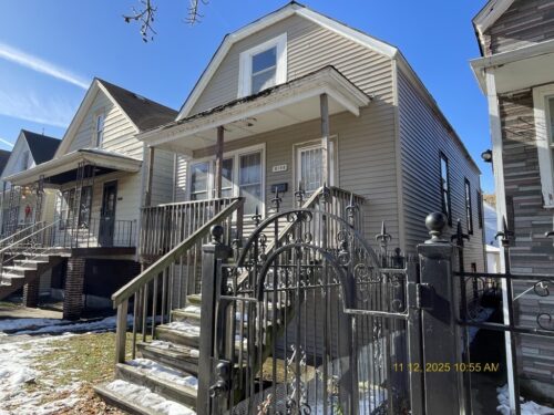 8148 S Brandon Avenue, Chicago, IL
