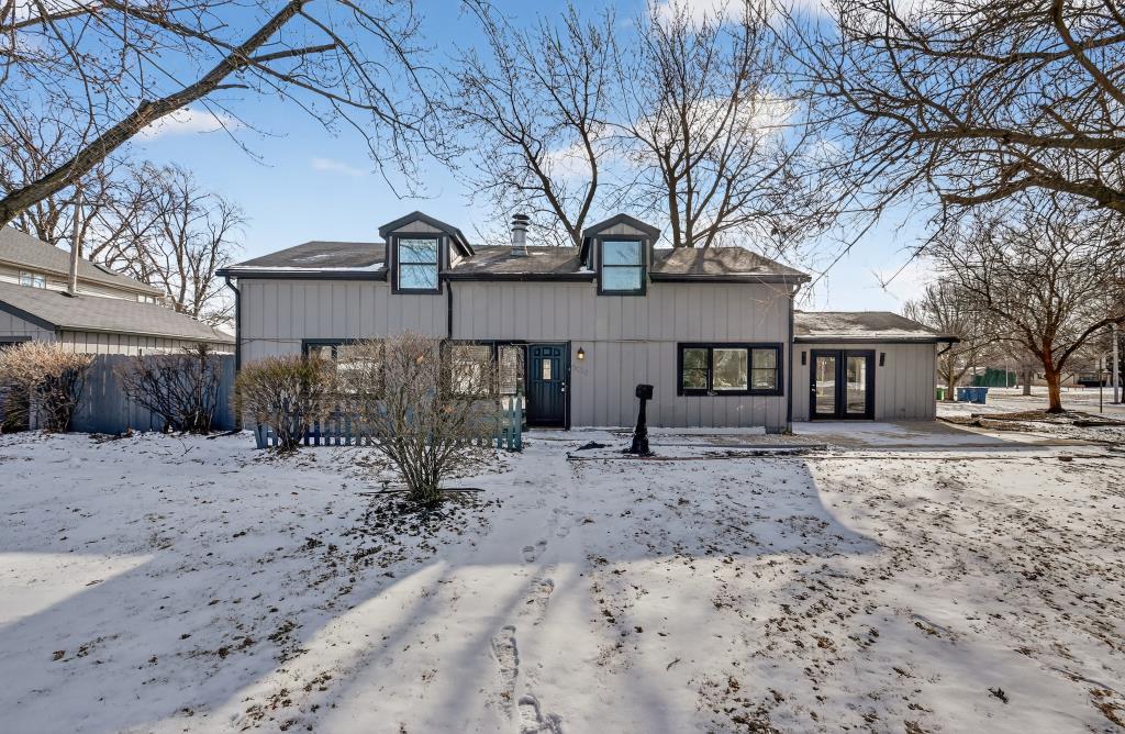 5016 Oak Center Drive, Oak Lawn, IL