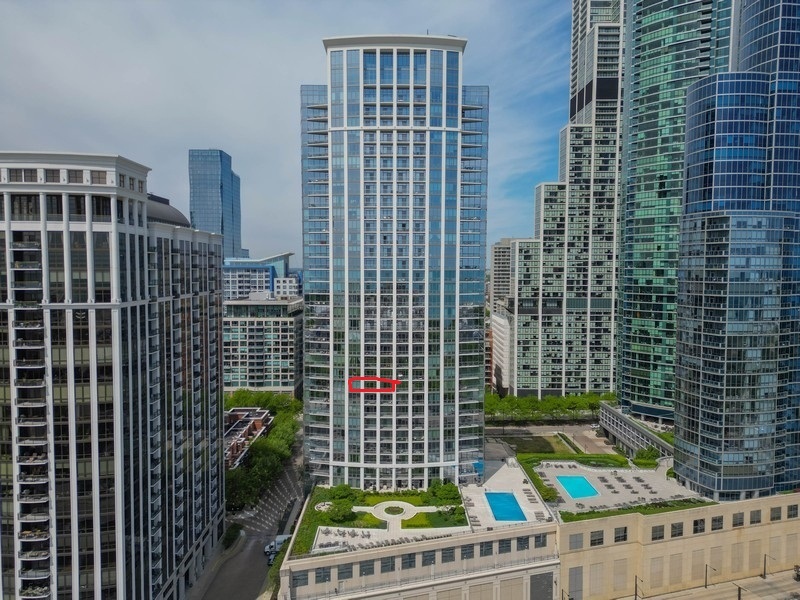 1235 S Prairie Avenue #1303, Chicago, IL