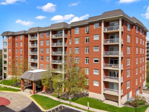 8400 Callie Avenue #607, Morton Grove, IL