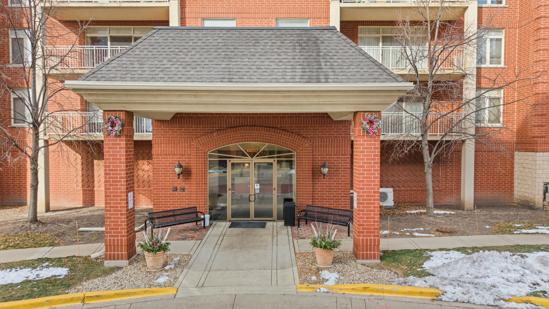 8400 Callie Avenue #607, Morton Grove, IL