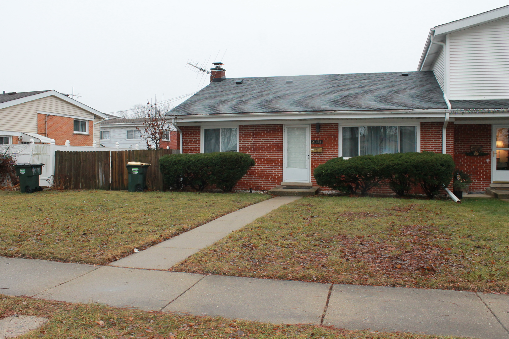 9071 N Grace Avenue #1, Niles, IL