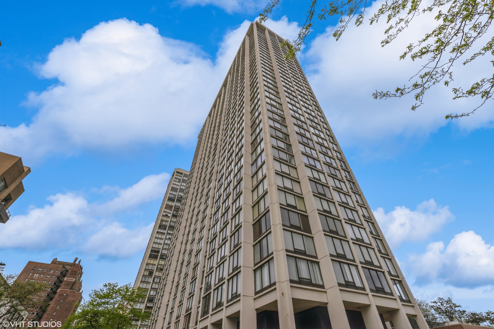 5445 N Sheridan Road #1815, Chicago, IL