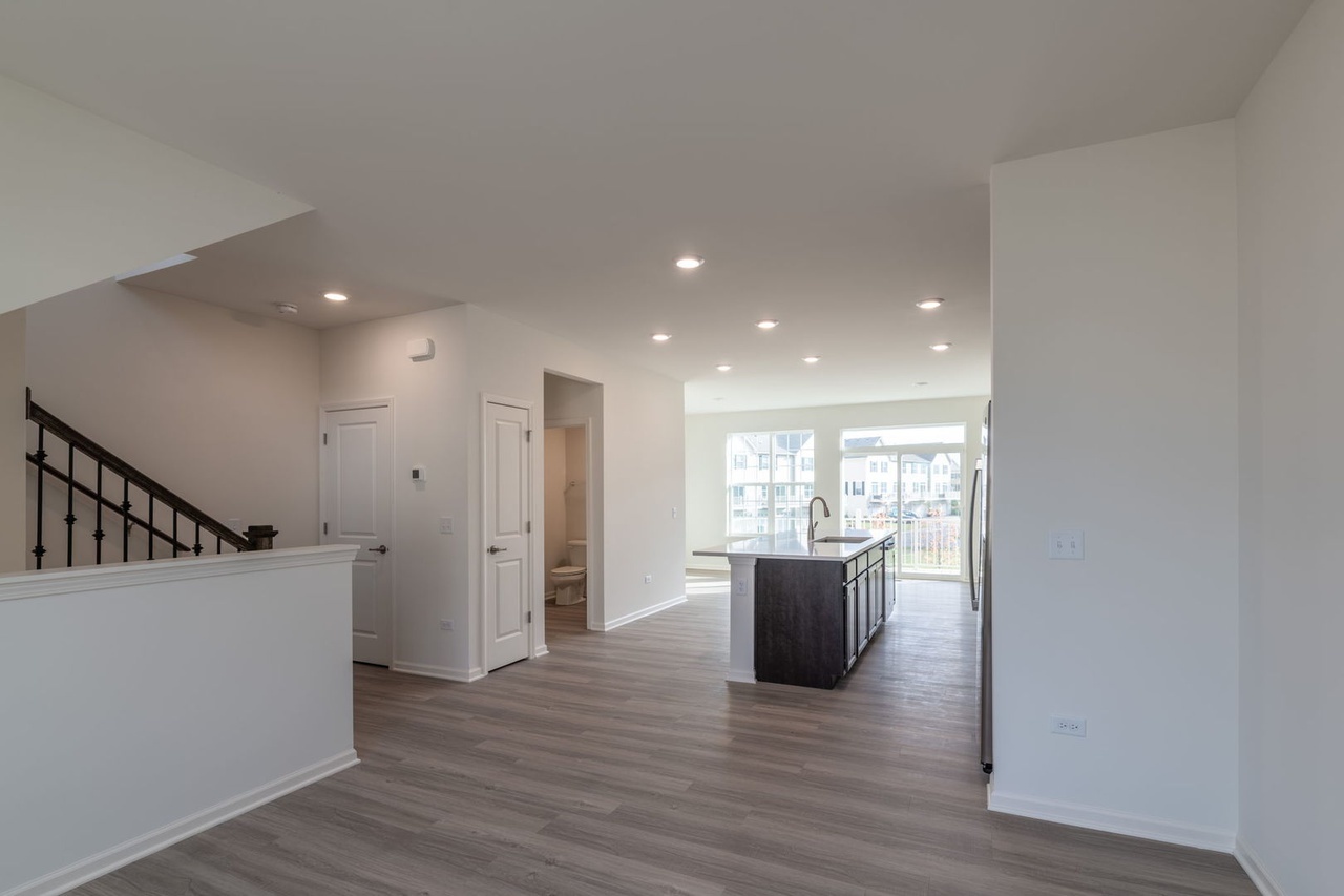 605 Brook Court, Oswego, IL