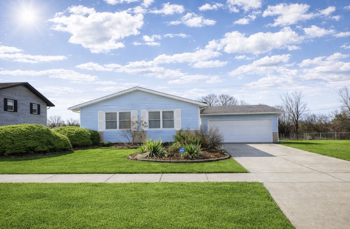 4361 W 190th Place, Country Club Hills, IL