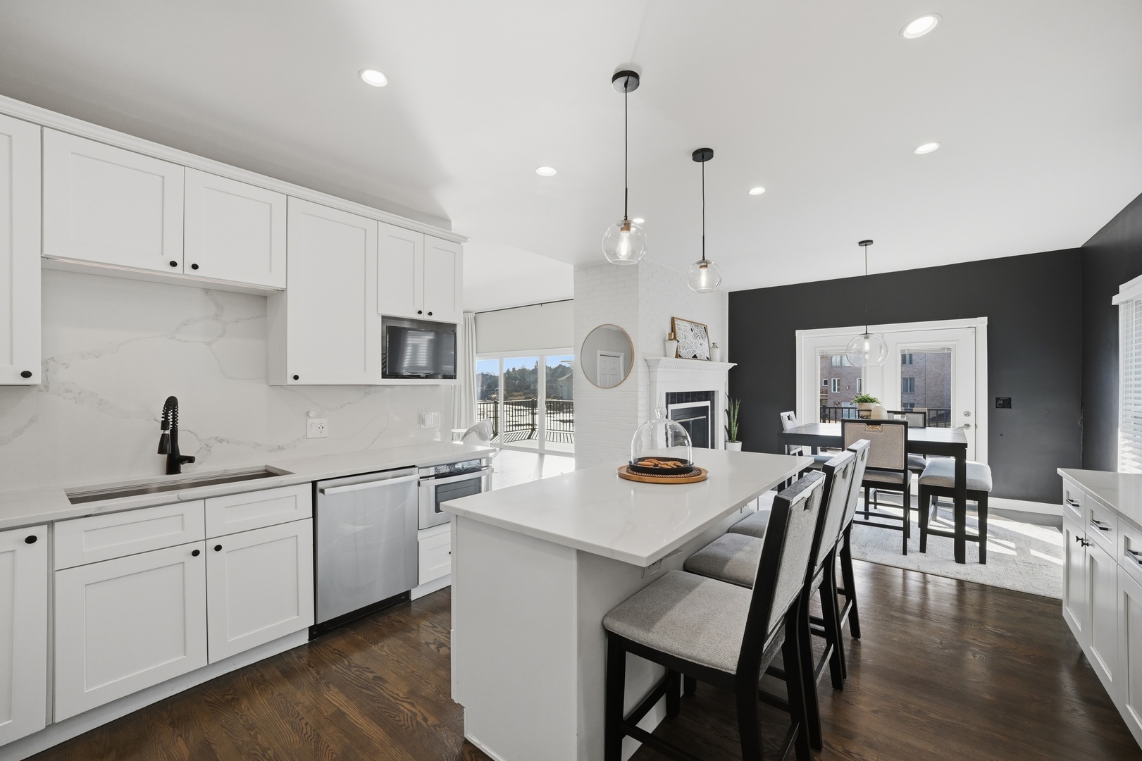 13202 LAKEPOINT Drive, Plainfield, IL