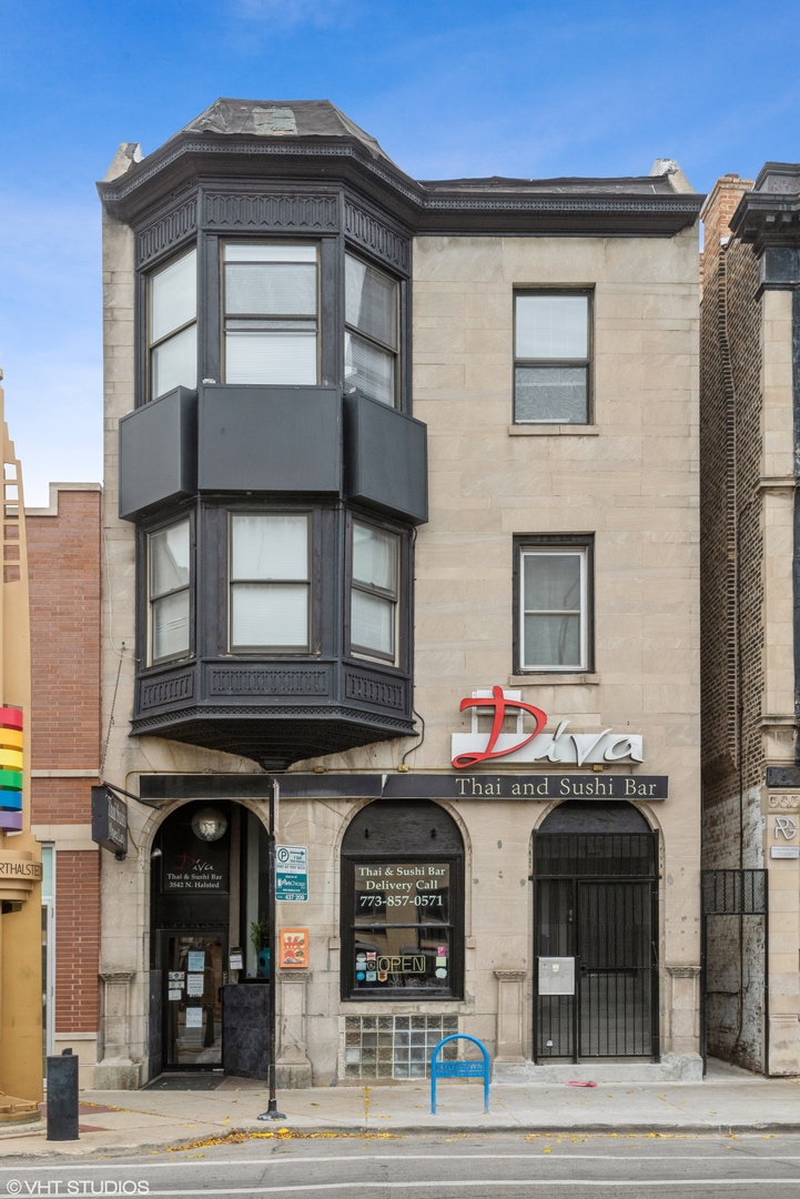 3542 N Halsted Street, Chicago, IL