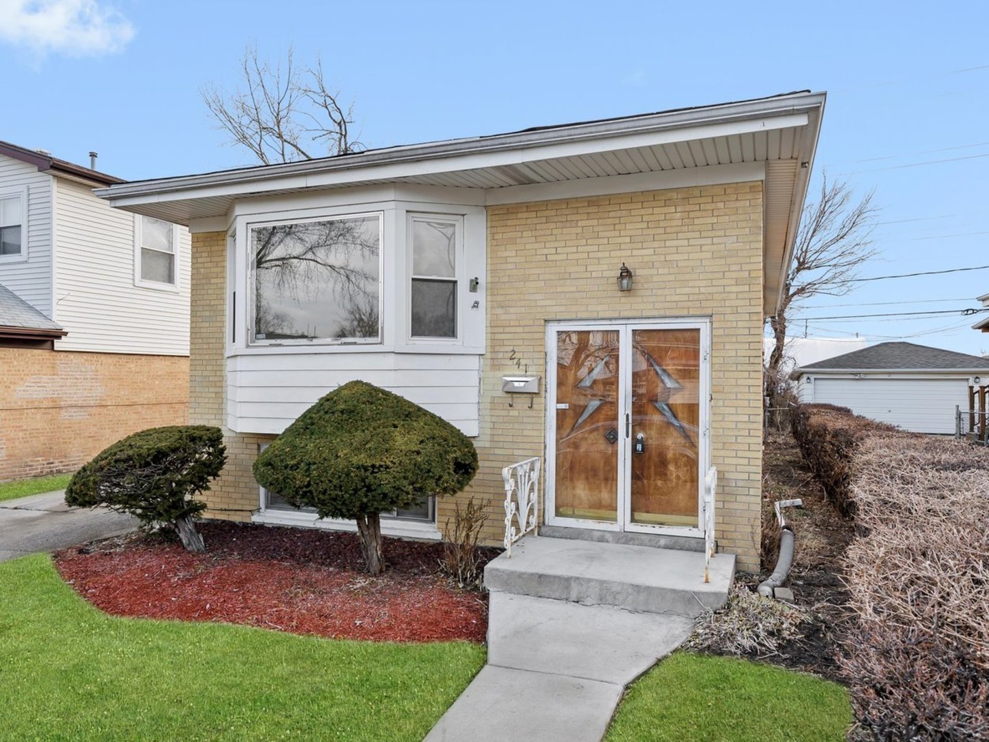 241 Zuelke Drive, Bellwood, IL