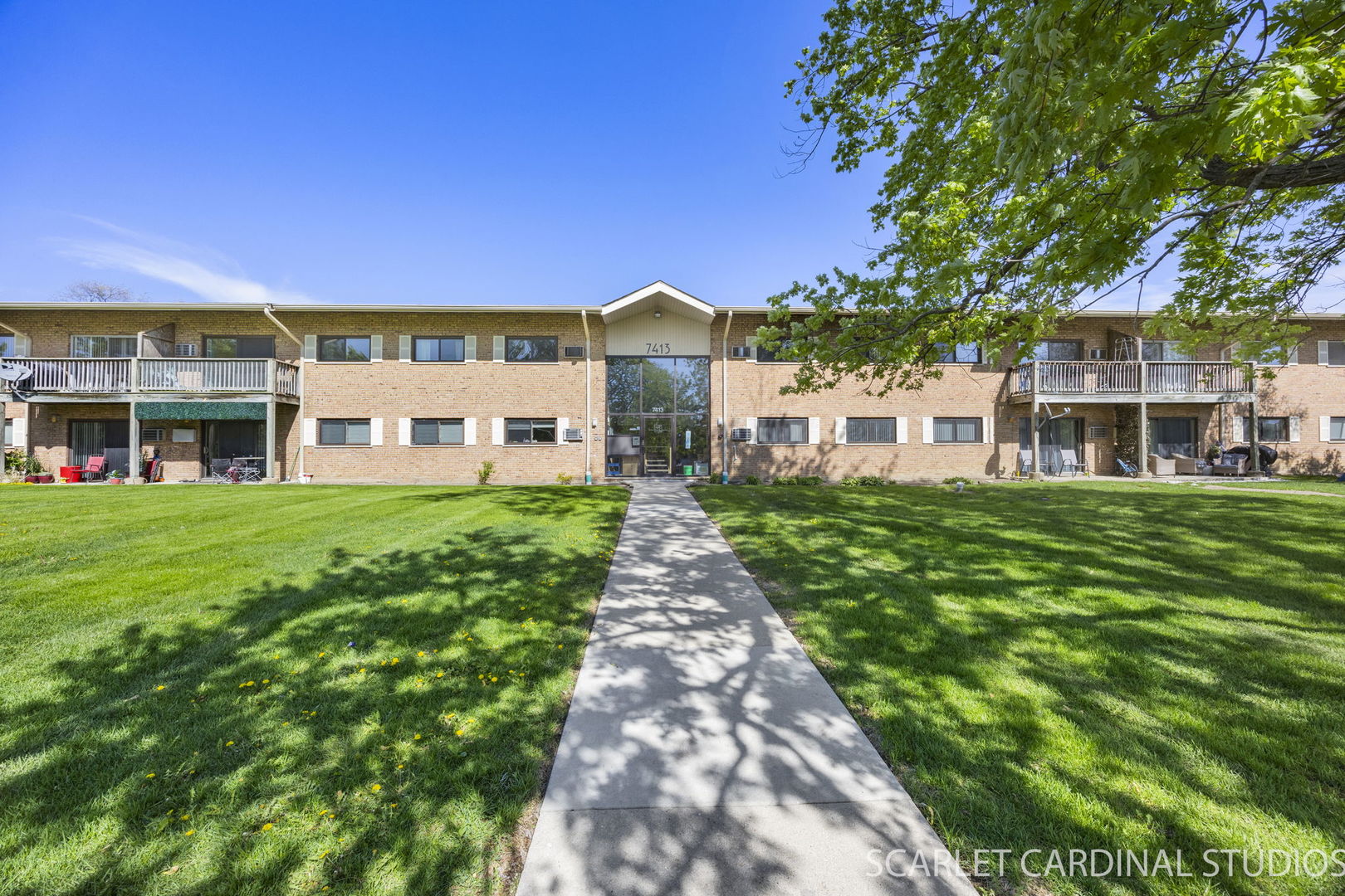 7413 Brookdale Drive #208, Darien, IL