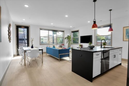 4235 S Champlain Avenue #1N, Chicago, IL