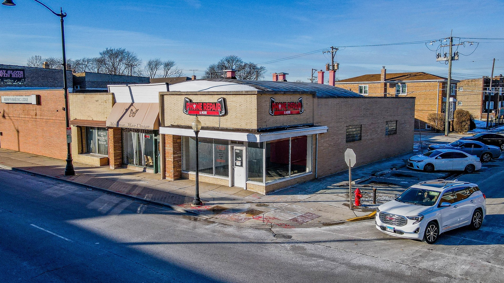 6830-6832 Cermak Road, Berwyn, IL