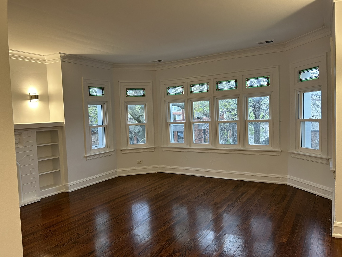 2737 W Lunt Avenue #2W, Chicago, IL