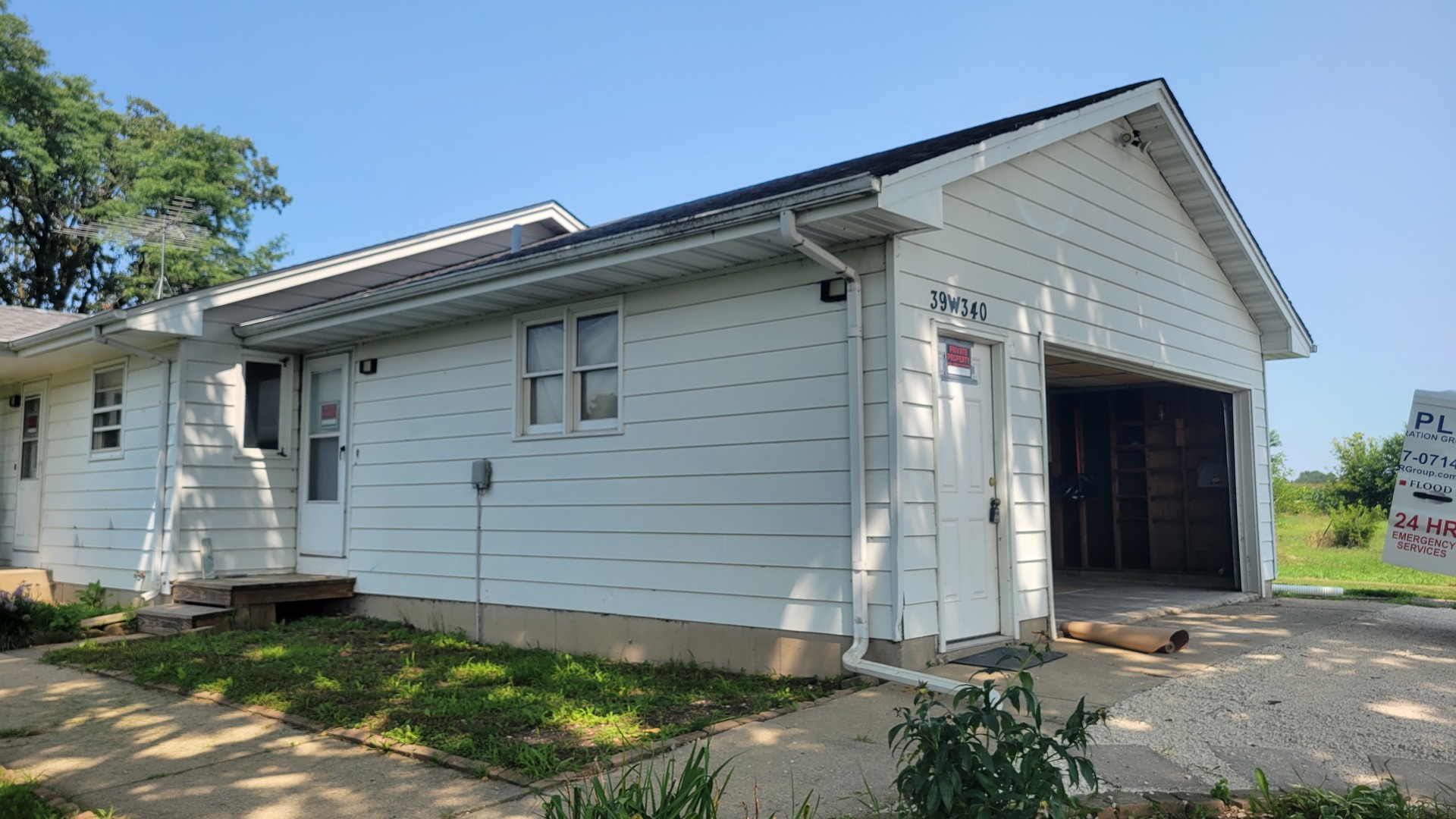 39W340 W Route 20 Highway, Elgin, IL