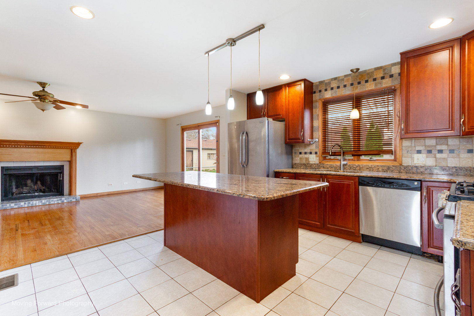 336 W Morris Avenue, Lombard, IL
