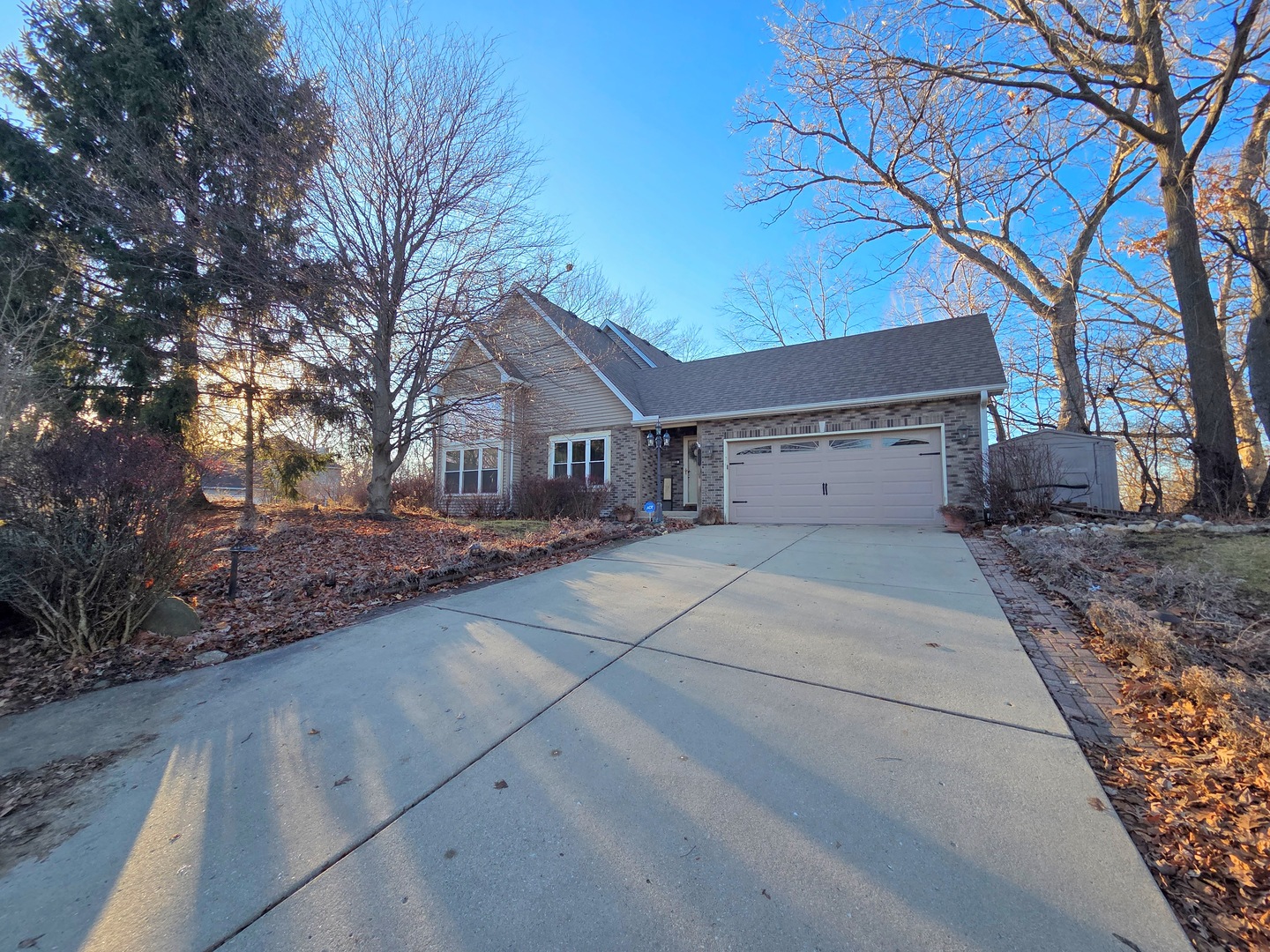 1025 Rosewood Drive #B, Carpentersville, IL