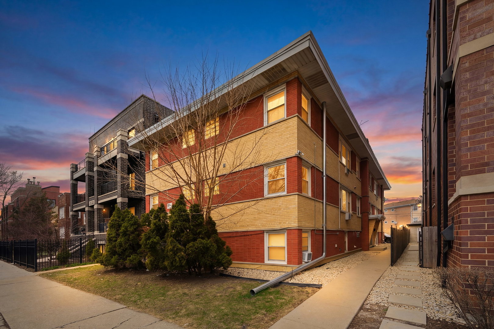 5516 W Higgins Avenue #GNW, Chicago, IL