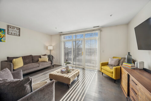 7753 Van Buren Street #211, Forest Park, IL