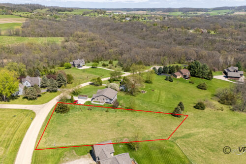 3 Beacon Trail, Galena, IL