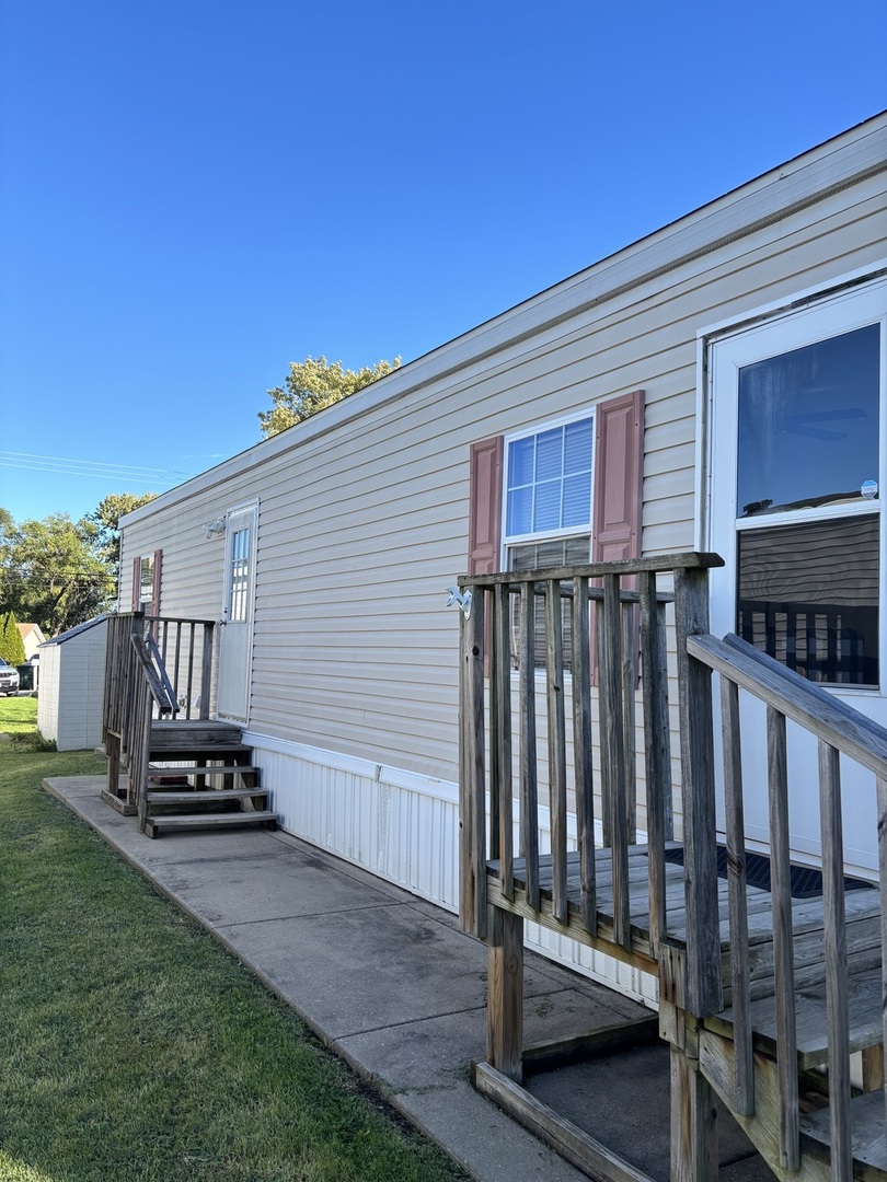 3810 1st Street, Park City, IL