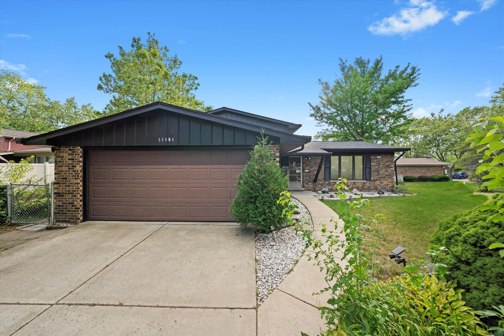 22434 Pleasant Drive, Richton Park, IL
