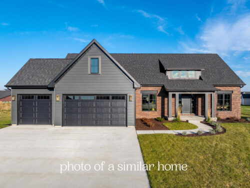 7105 Black Oak Drive, Bettendorf, IA