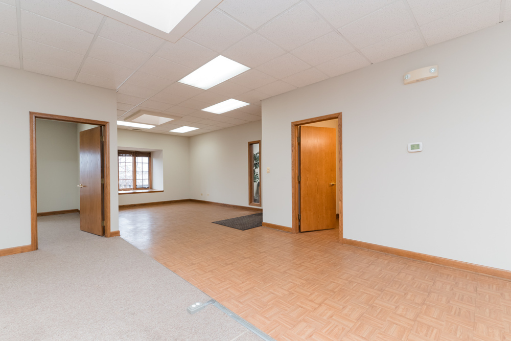 14047 W Petronella Drive #201, Libertyville, IL