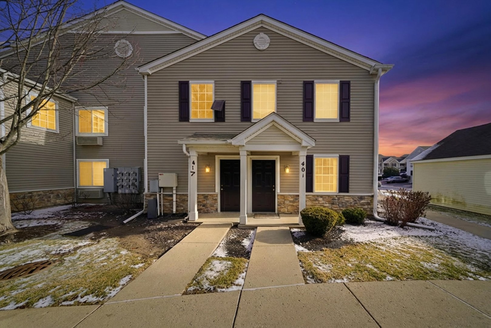 417 SILVERSTONE Drive #417, Carpentersville, IL