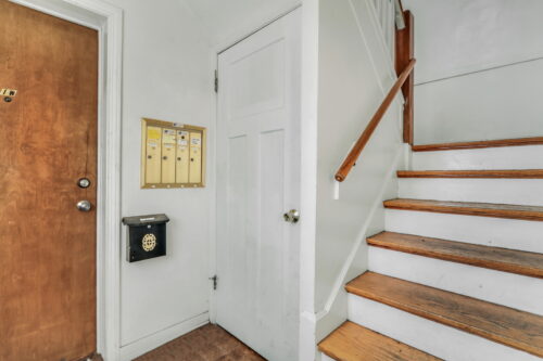 4956 LOUISE Street, Skokie, IL