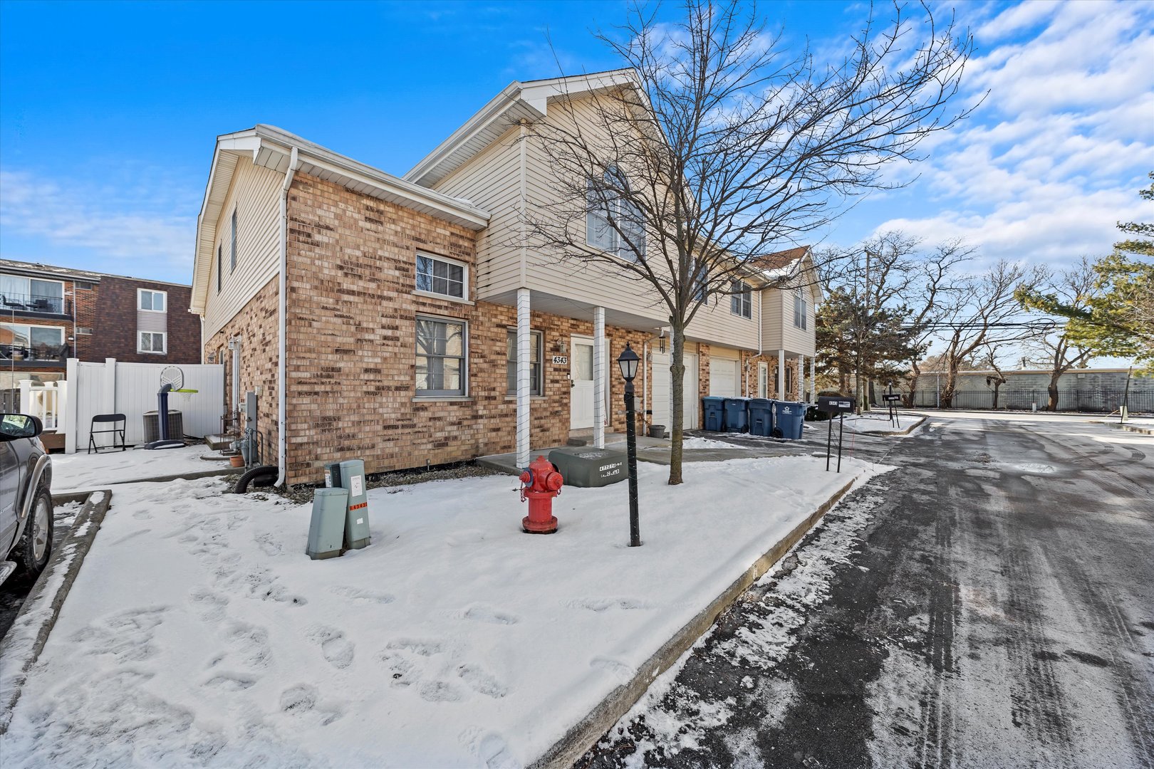 4343 W Emerald Way Street, Alsip, IL