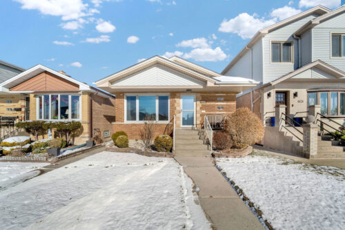 6628 W 63rd Place, Chicago, IL
