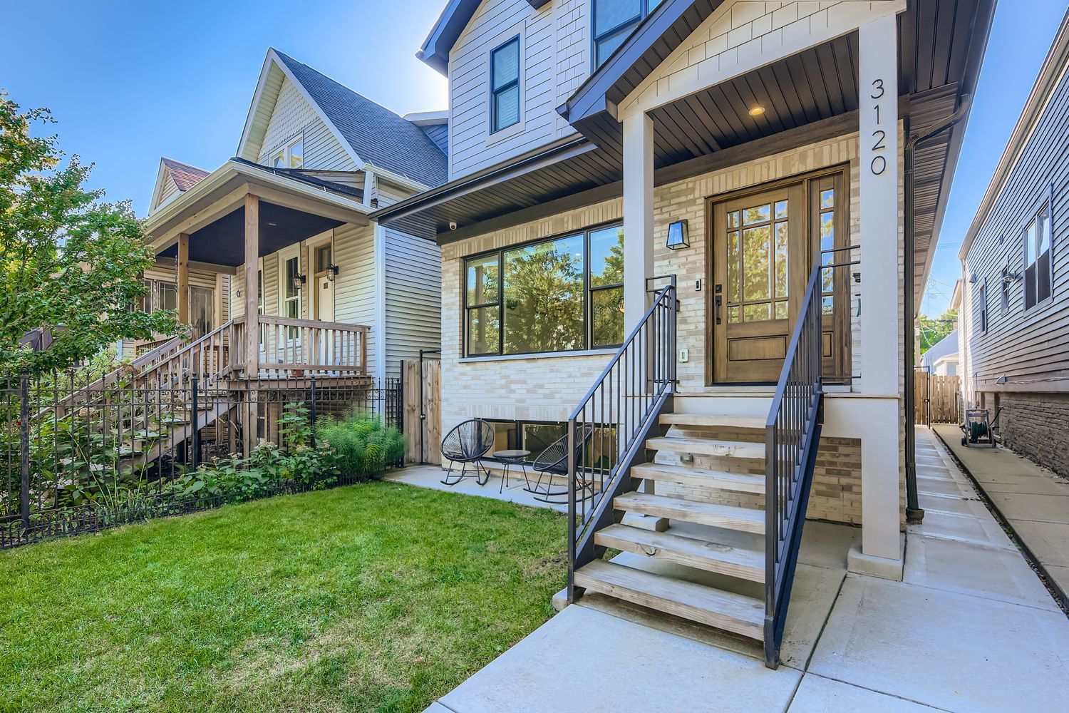 3120 N Spaulding Avenue, Chicago, IL