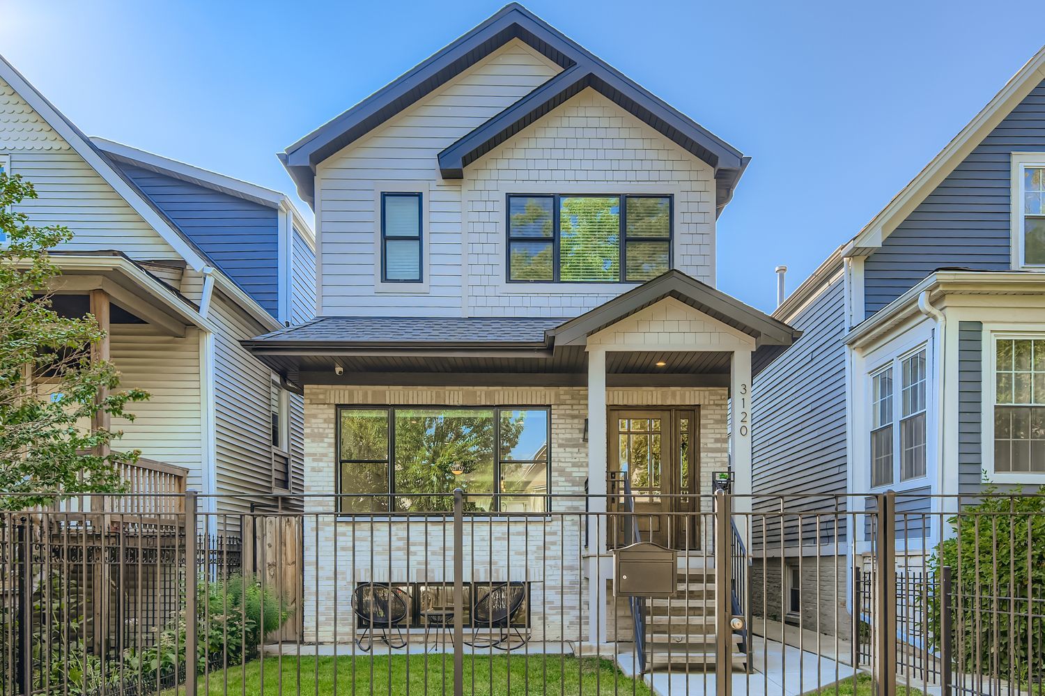 3120 N Spaulding Avenue, Chicago, IL