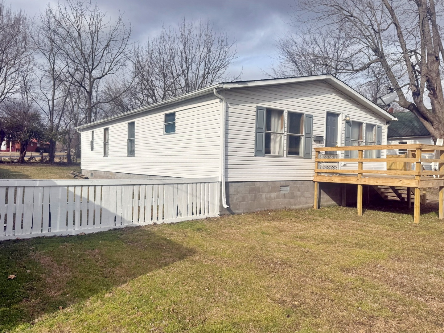1213 Baynes Street, Metropolis, IL
