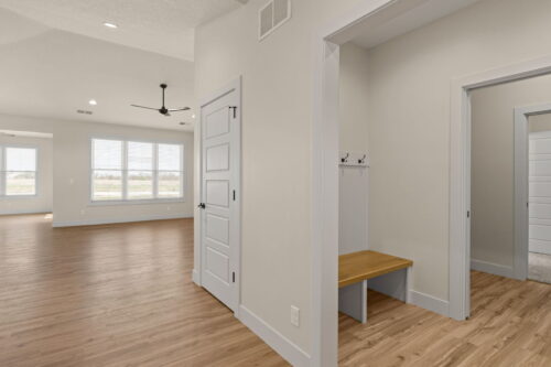 1 FRANK Court, Le Claire, IA