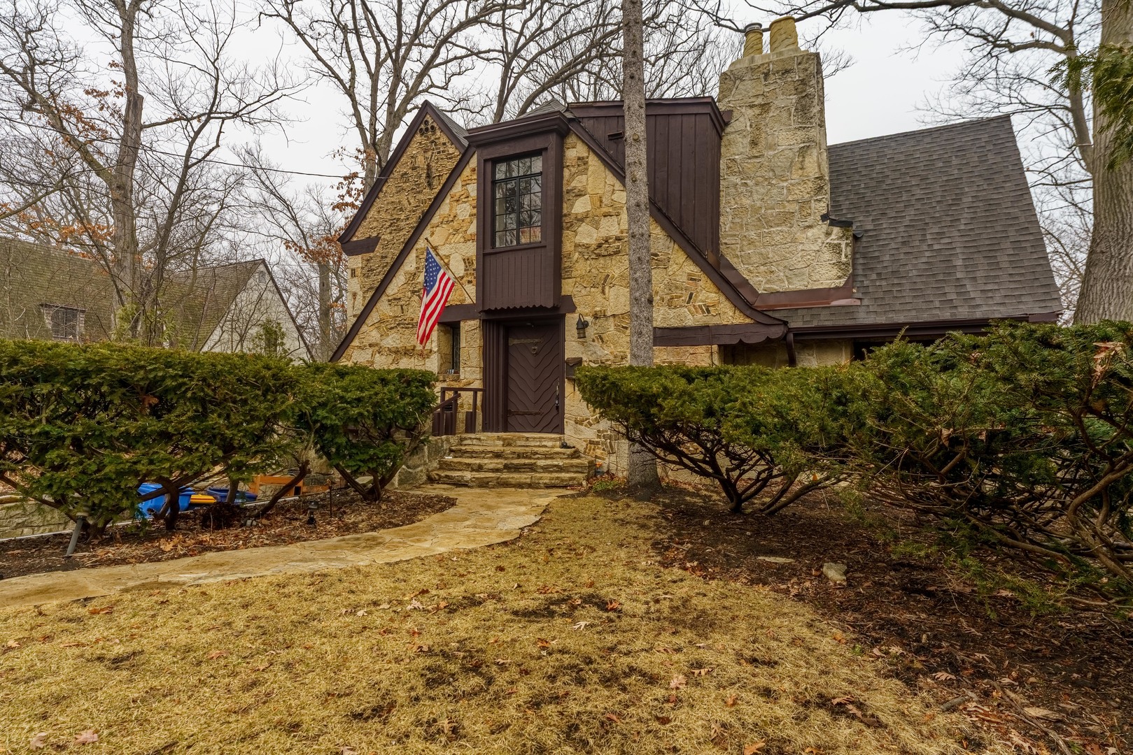 219 Woodland Road, Highland Park, IL