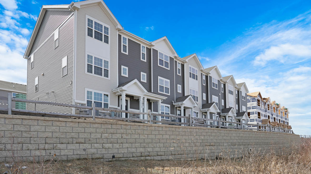 2668 Arrowhead Drive, Pingree Grove, IL