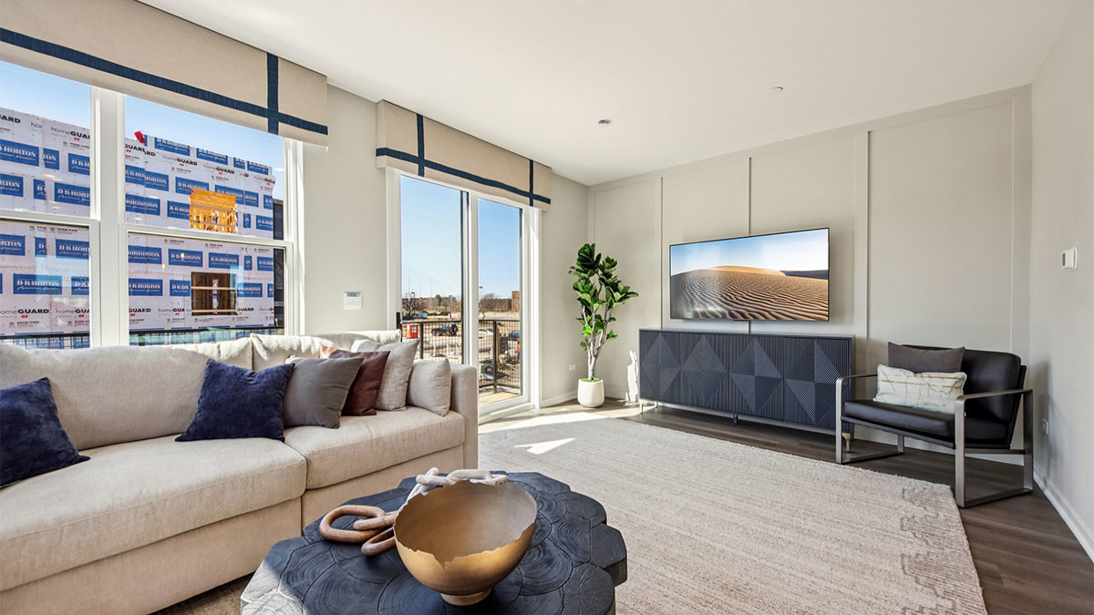 2226 Lakeshore Drive, Schaumburg, IL