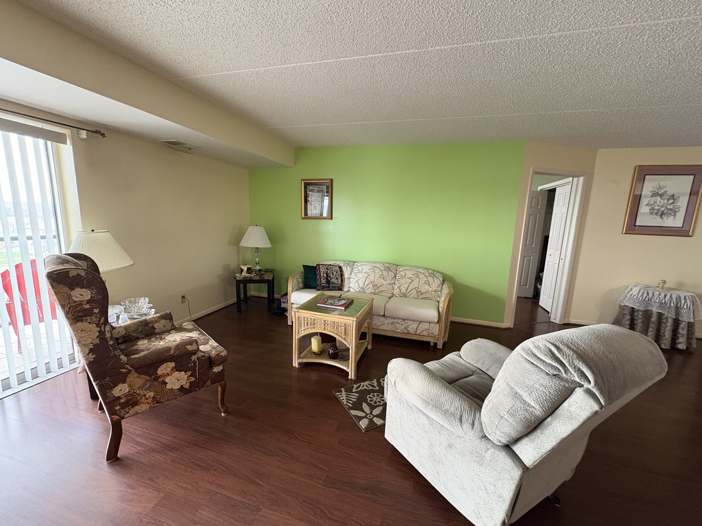 1133 7th Street #506, Rochelle, IL