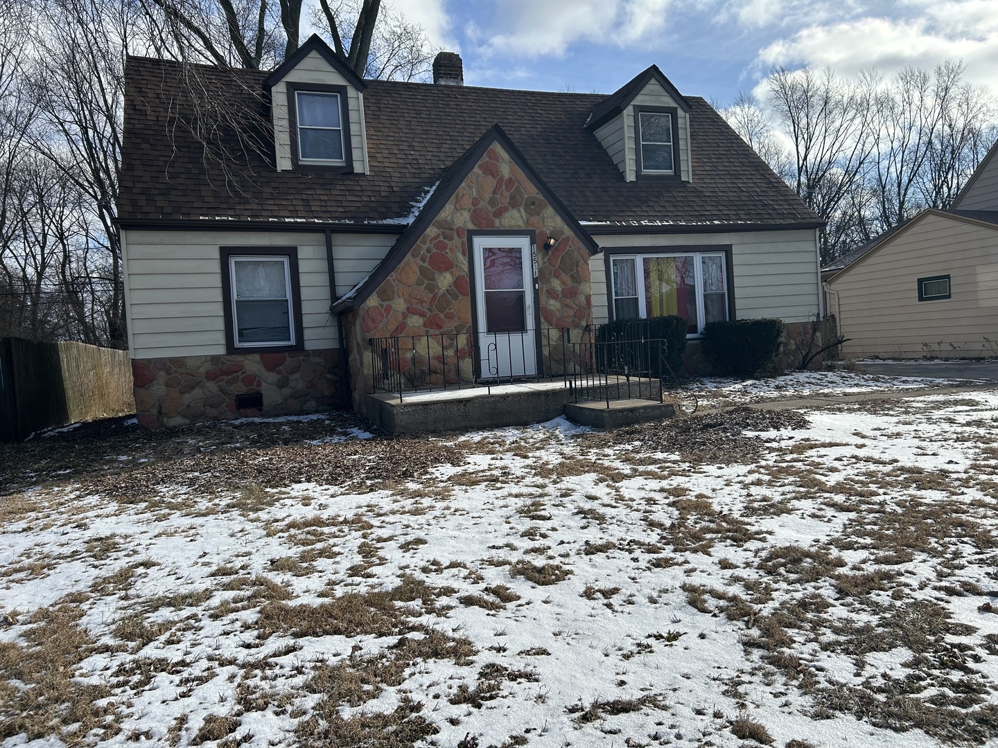 15531 Millard Avenue, Markham, IL