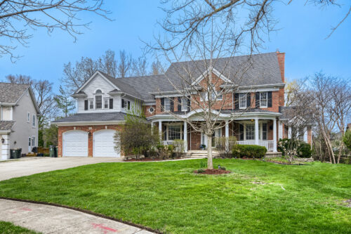 56 Ridgefield Lane, Willowbrook, IL