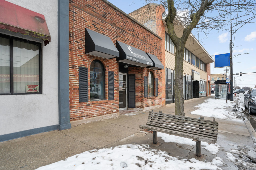 10547 S Ewing Avenue, Chicago, IL