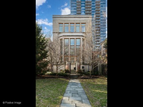 3026 N Lake Shore Drive, Chicago, IL