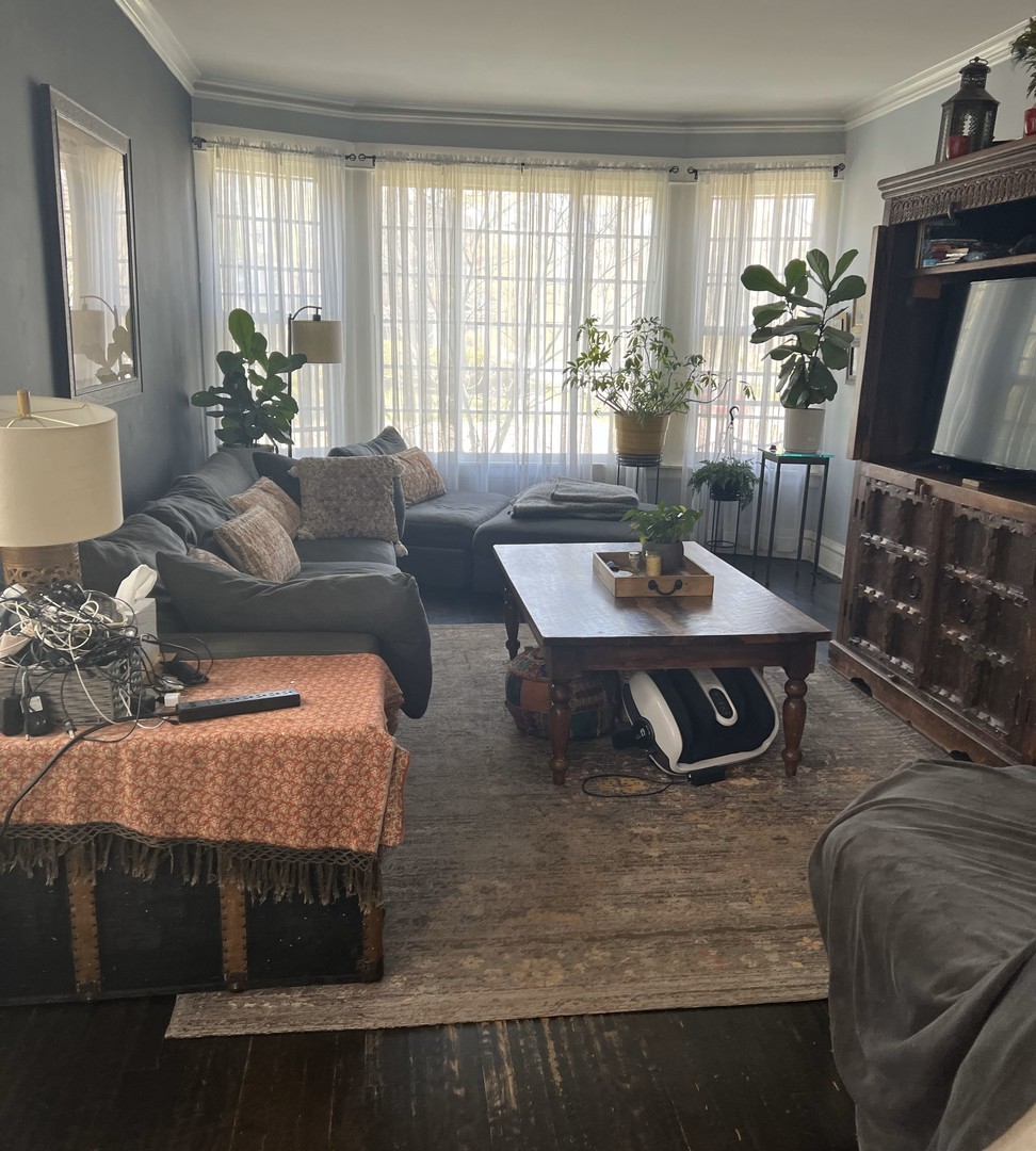 330 N Ridgeland Avenue, Oak Park, IL