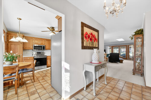 2708 Greenwood Acres Drive #2708, DeKalb, IL