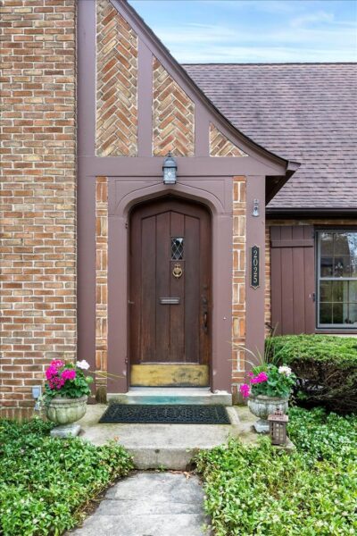 2025 Thornwood Avenue, Wilmette, IL