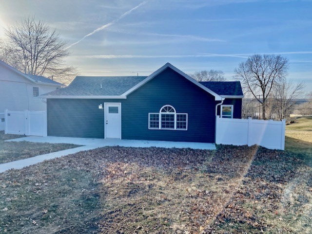 109 W Iowa Street, Spring Valley, IL