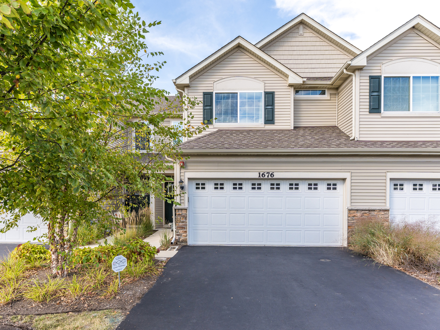 1676 Carlstedt Drive, Batavia, IL