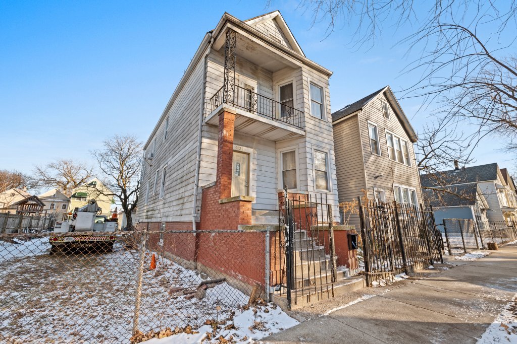 4827 S Throop Street, Chicago, IL
