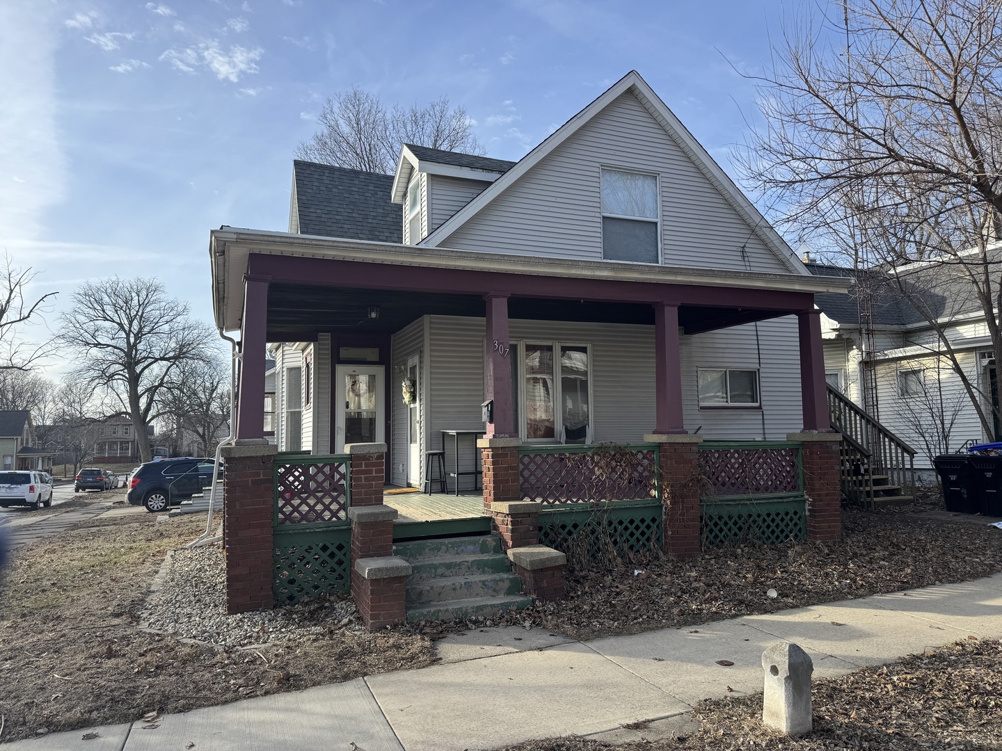 307 S Mclean Street, Bloomington, IL